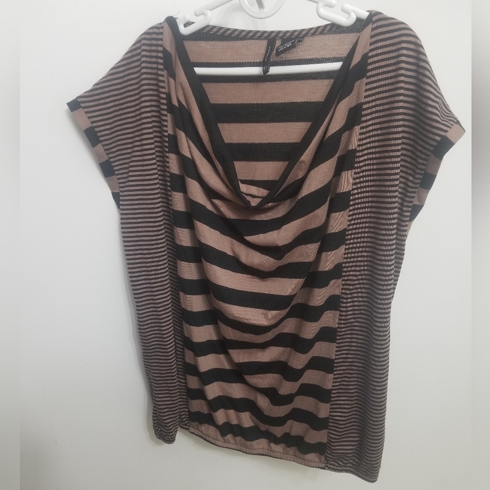 VGUC brown & black striped low neck blouse